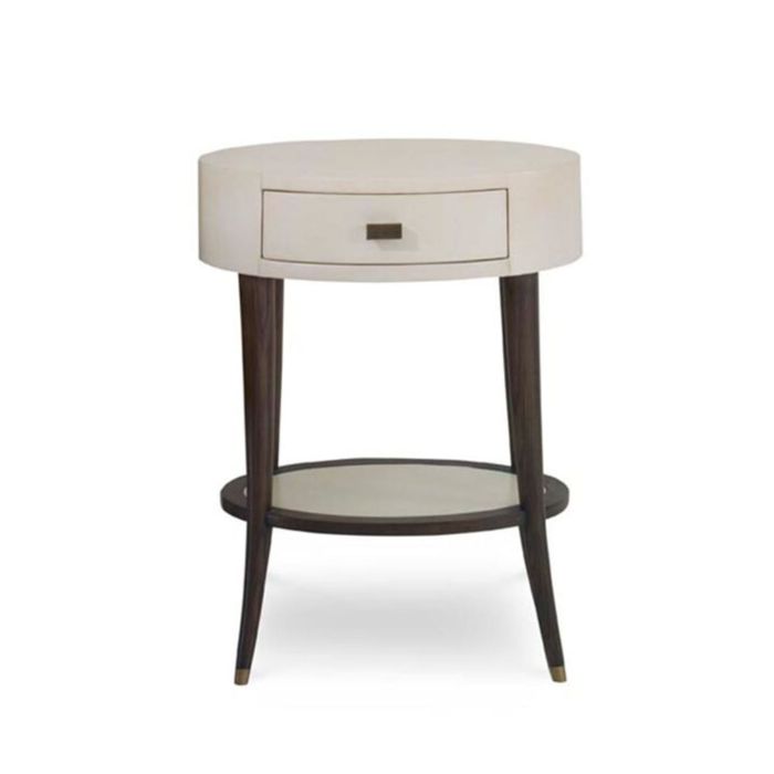 Cavelle Bedside