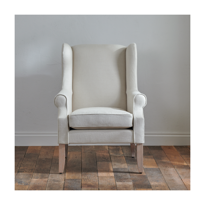 Dominic Armchair Hugo Pale Oat Pale Oak