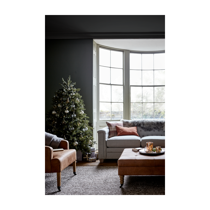 Lottie Sofa Grand Hugo Pale Oat Pale Oak